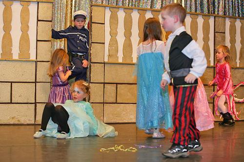 Kindermaskenball315